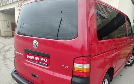 Volkswagen Transporter T5 рестайлинг, 2007 год, 1 250 000 рублей, 3 фотография
