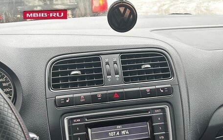 Volkswagen Polo VI (EU Market), 2015 год, 950 000 рублей, 12 фотография