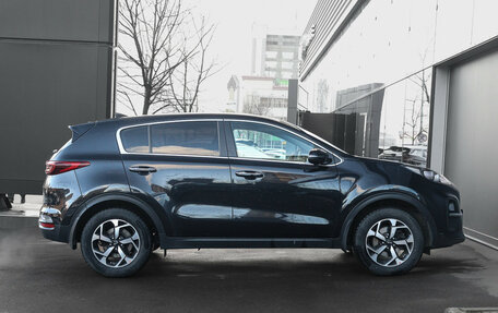 KIA Sportage IV рестайлинг, 2020 год, 2 397 000 рублей, 4 фотография