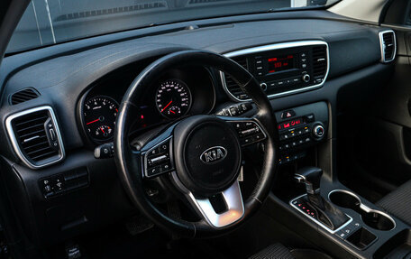 KIA Sportage IV рестайлинг, 2020 год, 2 397 000 рублей, 15 фотография