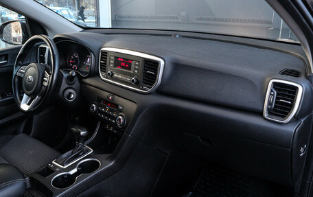 KIA Sportage IV рестайлинг, 2020 год, 2 397 000 рублей, 9 фотография