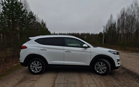Hyundai Tucson III, 2019 год, 2 320 000 рублей, 6 фотография