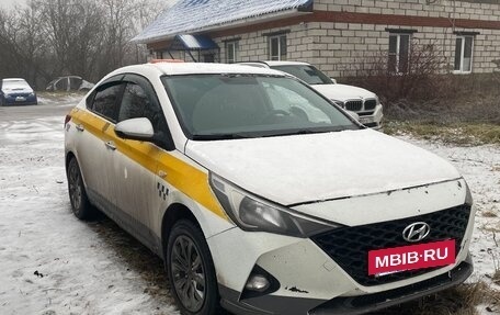 Hyundai Solaris II рестайлинг, 2020 год, 950 000 рублей, 2 фотография