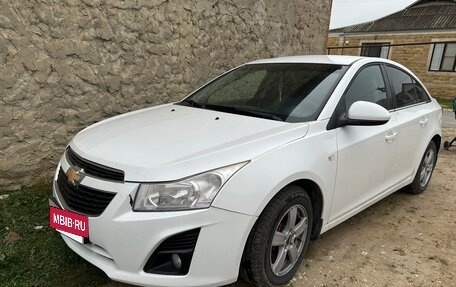 Chevrolet Cruze II, 2013 год, 800 000 рублей, 2 фотография