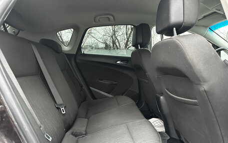 Opel Astra J, 2014 год, 640 000 рублей, 14 фотография