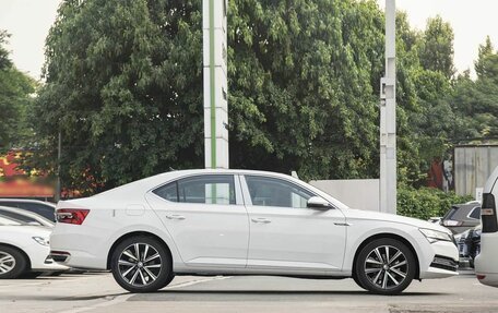 Skoda Superb III рестайлинг, 2025 год, 2 750 000 рублей, 4 фотография