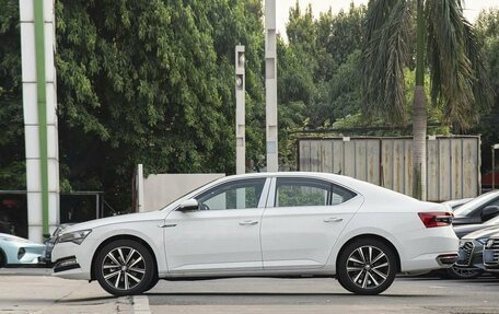 Skoda Superb III рестайлинг, 2025 год, 2 750 000 рублей, 8 фотография