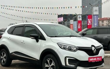 Renault Kaptur I рестайлинг, 2018 год, 945 000 рублей, 1 фотография