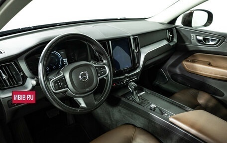 Volvo XC60 II, 2018 год, 2 899 700 рублей, 11 фотография