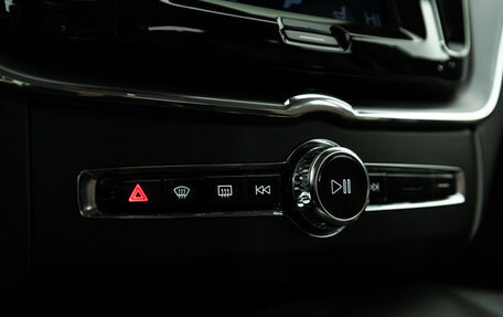 Volvo XC60 II, 2018 год, 2 899 700 рублей, 22 фотография