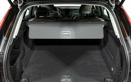 Volvo XC60 II, 2018 год, 2 899 700 рублей, 23 фотография