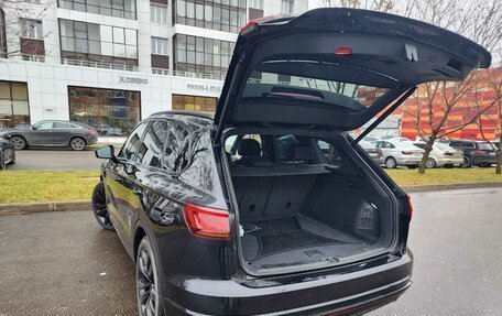 Volkswagen Touareg III, 2019 год, 5 200 000 рублей, 4 фотография