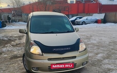 Toyota FunCargo, 2002 год, 500 000 рублей, 2 фотография