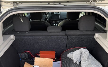 Renault Sandero II рестайлинг, 2016 год, 900 000 рублей, 5 фотография