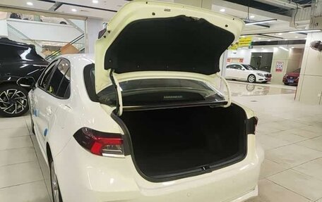 Toyota Corolla, 2022 год, 1 555 000 рублей, 10 фотография