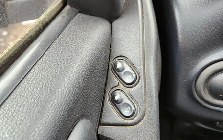 Chevrolet Niva I рестайлинг, 2006 год, 300 000 рублей, 15 фотография