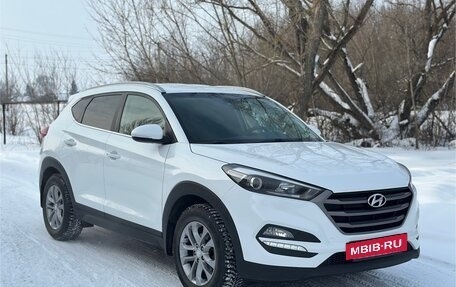 Hyundai Tucson III, 2018 год, 2 000 000 рублей, 2 фотография