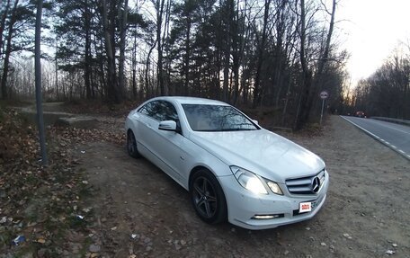 Mercedes-Benz E-Класс, 2011 год, 1 300 000 рублей, 10 фотография