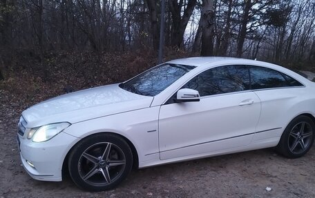 Mercedes-Benz E-Класс, 2011 год, 1 300 000 рублей, 16 фотография