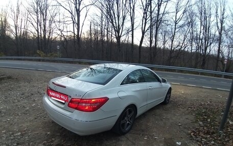 Mercedes-Benz E-Класс, 2011 год, 1 300 000 рублей, 11 фотография