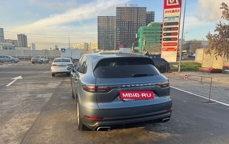 Porsche Cayenne III, 2018 год, 5 740 000 рублей, 2 фотография