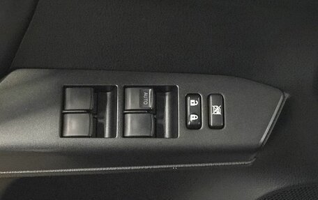 Toyota RAV4, 2016 год, 2 230 000 рублей, 14 фотография