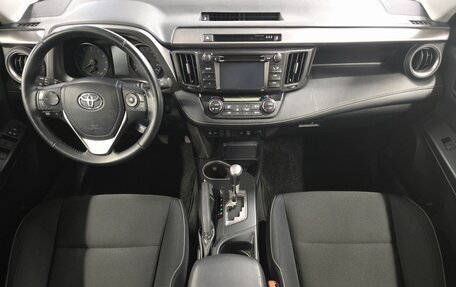 Toyota RAV4, 2016 год, 2 230 000 рублей, 9 фотография