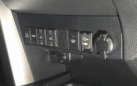 Toyota RAV4, 2016 год, 2 230 000 рублей, 16 фотография