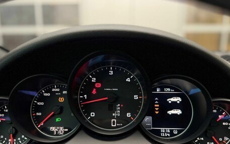 Porsche Cayenne III, 2015 год, 3 300 000 рублей, 11 фотография