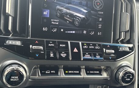 Lexus LX, 2023 год, 15 540 000 рублей, 23 фотография