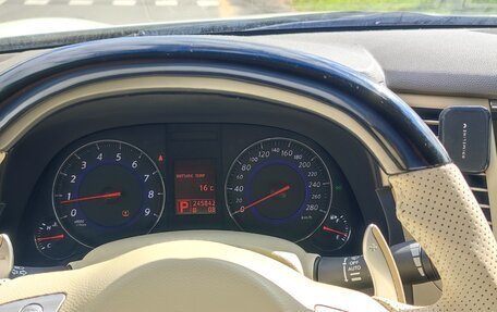 Infiniti FX II, 2010 год, 2 050 000 рублей, 15 фотография