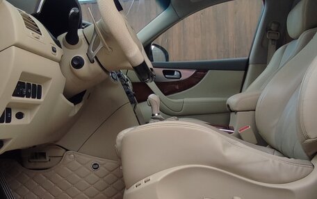 Infiniti FX II, 2010 год, 2 050 000 рублей, 17 фотография