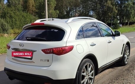 Infiniti FX II, 2010 год, 2 050 000 рублей, 13 фотография