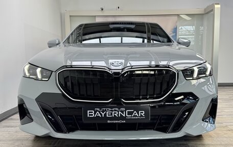 BMW 5 серия, 2025 год, 14 200 000 рублей, 1 фотография