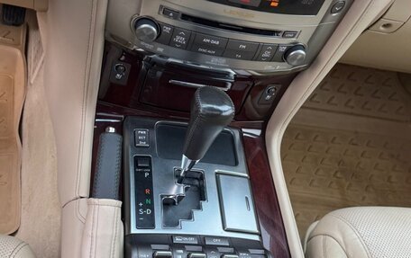 Lexus LX III, 2011 год, 3 900 000 рублей, 5 фотография