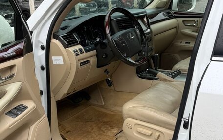 Lexus LX III, 2011 год, 3 900 000 рублей, 6 фотография