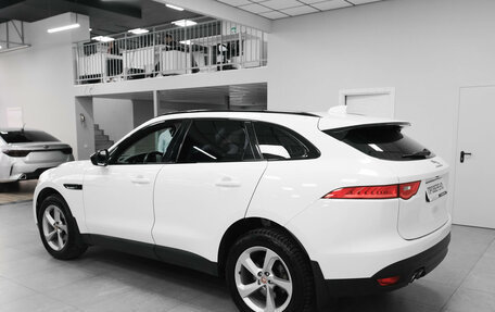 Jaguar F-Pace, 2018 год, 2 900 000 рублей, 3 фотография