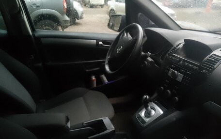 Opel Zafira B, 2011 год, 350 000 рублей, 2 фотография