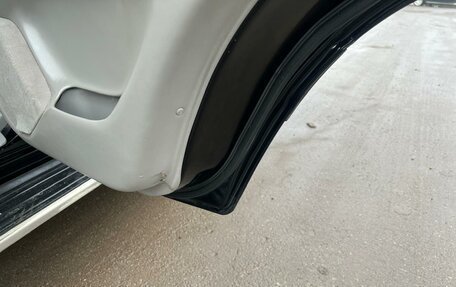 Toyota Land Cruiser 100 рестайлинг 2, 2006 год, 1 899 000 рублей, 14 фотография