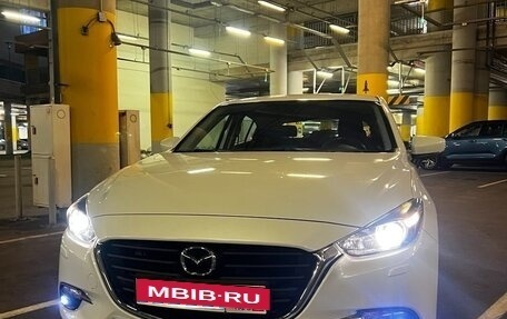 Mazda 3, 2017 год, 1 800 000 рублей, 1 фотография
