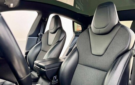 Tesla Model S I, 2018 год, 3 950 000 рублей, 29 фотография