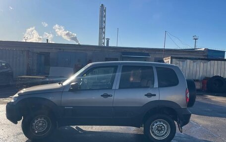 Chevrolet Niva I рестайлинг, 2018 год, 740 000 рублей, 6 фотография