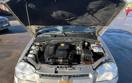 Chevrolet Niva I рестайлинг, 2018 год, 740 000 рублей, 11 фотография