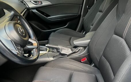 Mazda 3, 2017 год, 1 800 000 рублей, 6 фотография