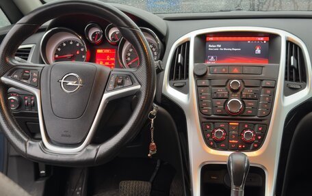 Opel Astra J, 2014 год, 1 050 000 рублей, 8 фотография