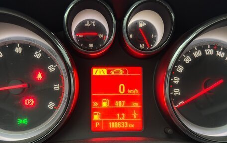 Opel Astra J, 2014 год, 1 050 000 рублей, 14 фотография