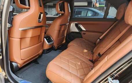 BMW 7 серия, 2025 год, 12 500 000 рублей, 8 фотография