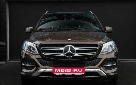 Mercedes-Benz GLE, 2016 год, 3 300 000 рублей, 2 фотография