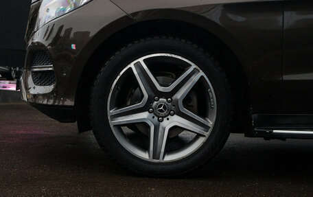 Mercedes-Benz GLE, 2016 год, 3 300 000 рублей, 25 фотография