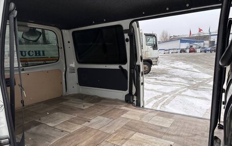 Mazda Bongo IV, 2015 год, 1 700 000 рублей, 13 фотография